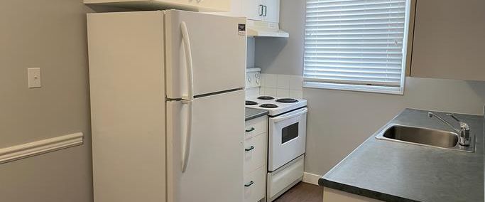 Parkview I Apartments | 9501 Manning Avenue, Fort McMurray - Photo 1