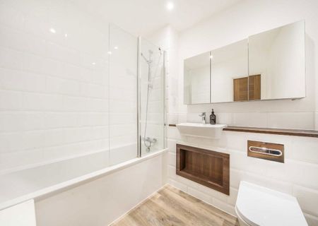 Osiers Road, SW18 1UX, London - Photo 5