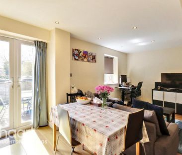 2 bedroom maisonette to rent - Photo 2