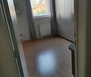 Kamer te huur in ruim appartement - Foto 3