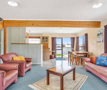 3 Bedroom Home on Ajax - Photo 1