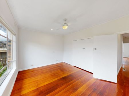 24 Reading Avenue, Balwyn North - Photo 5