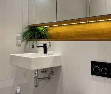 Nowoczesne 2-pokojowe mieszkanie z dużą loggią - Photo 3