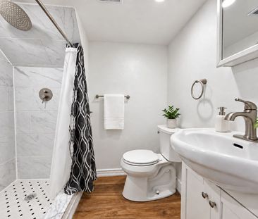 For Lease - 1042 Coxwell Avenue Unit# Lower, Toronto, Ontario - Photo 3