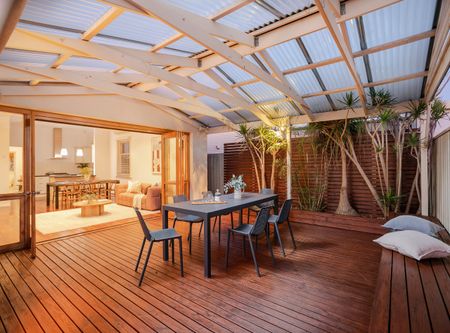 53 Coburg Road - Photo 4