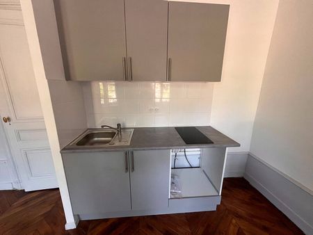 Appartement 1 pièce – LYON - Photo 2