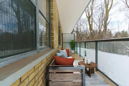 For Lease - 49 Glen Elm Avenue Unit# 403, Toronto, Ontario - Photo 4