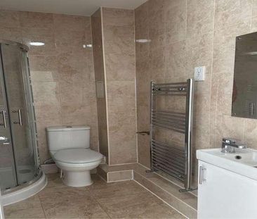 Wakering Road, Barking, IG11 - Photo 4