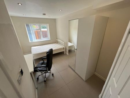 1 bedroom house to rent - Photo 2