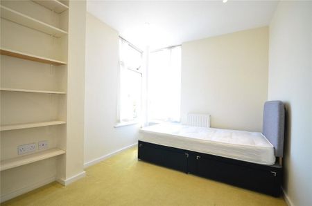 3 bedroom penthouse to rent - Photo 4