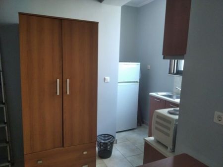 Studio/Γκαρσονιέρα για ενοικίαση Πειραιάς - Κέντρο (Κέντρο - Λιμάνι) - Photo 2