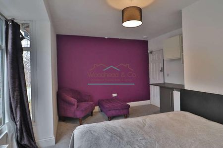 Wellingborough Road, Rushden, NN10 - Photo 2