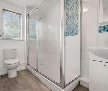 The Worcestershire, St. Andrews Road, Droitwich Spa, Worcestershire... - Photo 3