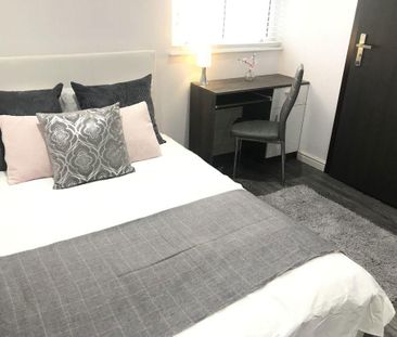 1 bedroom in a house share to rent - Photo 5