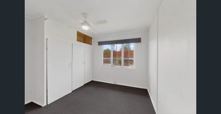 Perfect 3 Bedroom Family Home! - Photo 4