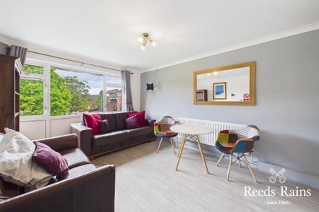1c Rotterdam Court, Bridge End, Belfast, BT5 4DT - Photo 2