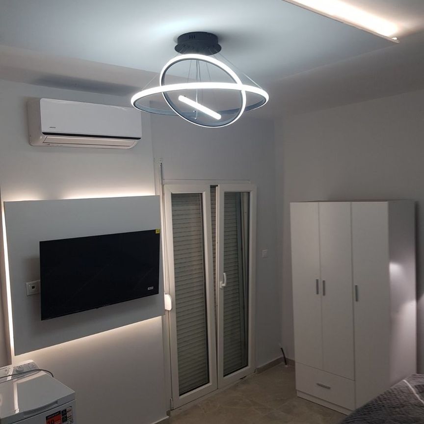 Studio/Γκαρσονιέρα για ενοικίαση - Νεάπολη, - Photo 1
