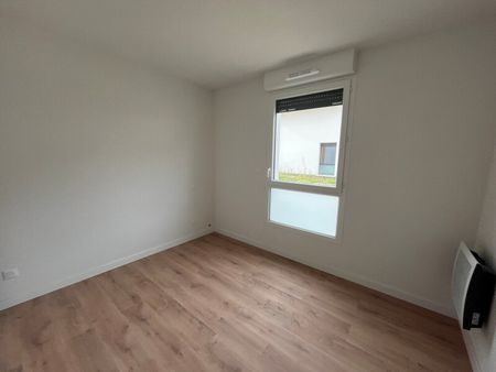 Location Appartement 3 pièces 63m² BRUGUIERES 31150 - Photo 4