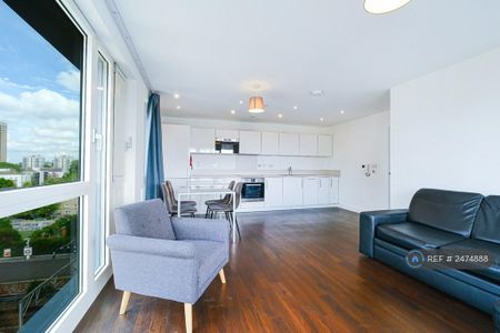3 bedroom flat to rent - Photo 3