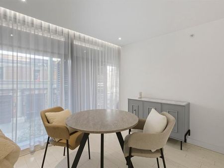 242 Rue Young - Photo 5