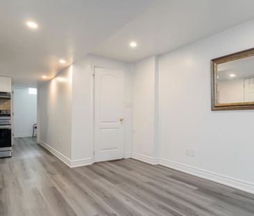 For Lease - 5438 Tenth Line Unit# basement, Mississauga, Ontario - Photo 5