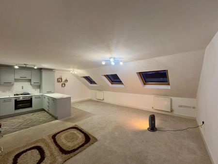 Honeysuckle Court, Huncoat, Accrington - Photo 2