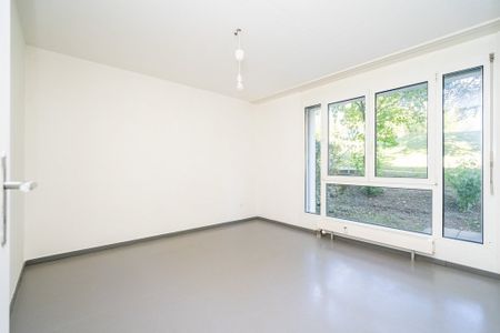 Rent a 2 rooms apartment in Péry - Photo 5