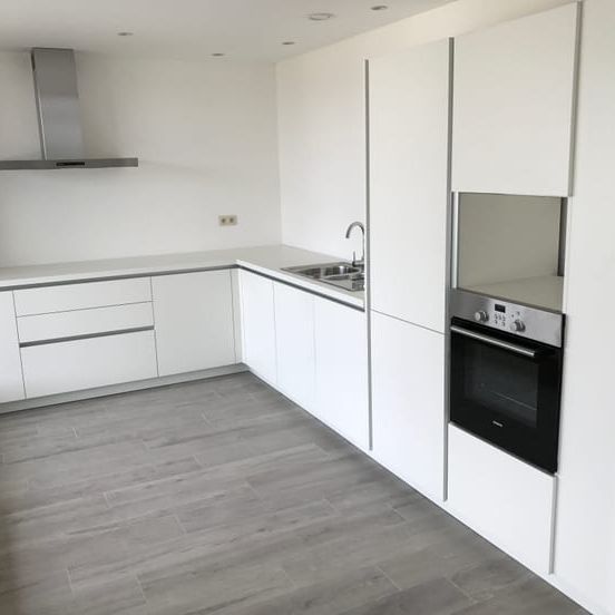 Appartement te huur - Photo 1