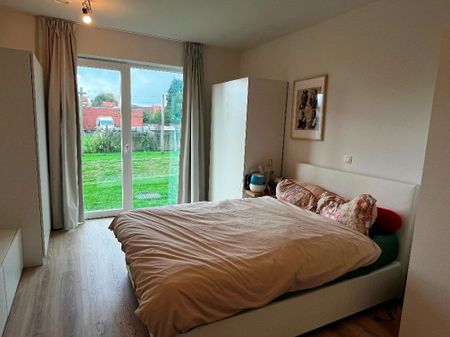 Heel erg rustig gelegen gelijkvloers appartement (BJ 2023) met twee slaapkamers en carport. - Photo 5