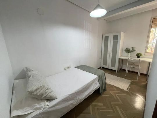 Calle Ciudad de Ronda, Sevilla, Andalusia 41004 - Photo 1