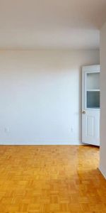 260 Wellesley Street Residences — Junior 1 Bedroom - Photo 3
