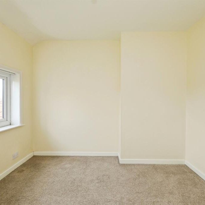 Essex Road, Doncaster, Bircotes - Photo 1