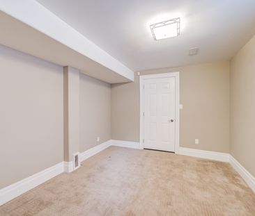 For Lease - 326B Horsham Avenue, Toronto, Ontario - Photo 5