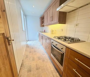 9 Aigburth Park, Belfast, BT4 1PQ - Photo 5