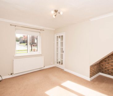 2 bedroom House to rent - Photo 2