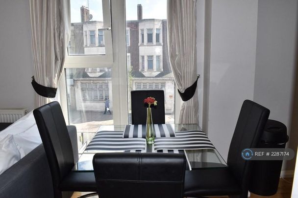 1 bedroom flat to rent - Photo 1