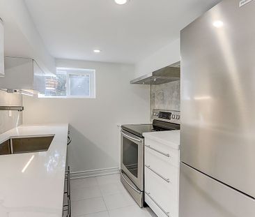 For Lease - 1206 Broadview Avenue Unit# Lower, Toronto, Ontario - Photo 3