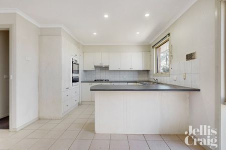 2/10 Denver Street, Bentleigh East - Photo 5