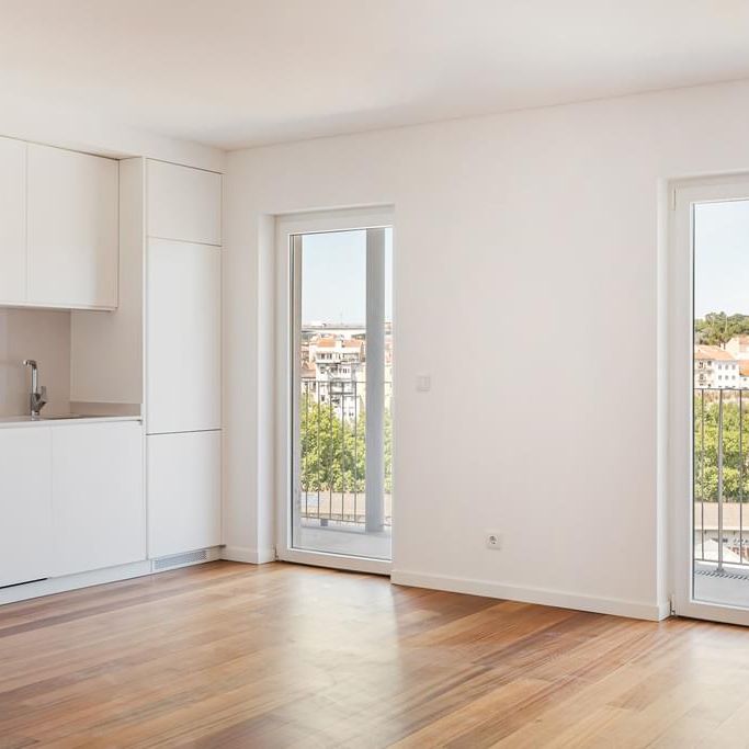 2 Bedroom Apartment, Lisboa - Photo 1