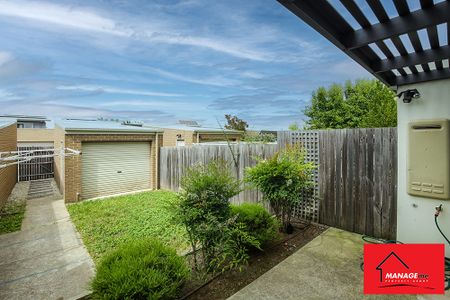 29 William Cooper Avenue, Bonner ACT 2914 - Townhouse For Rent | Domain - Photo 2