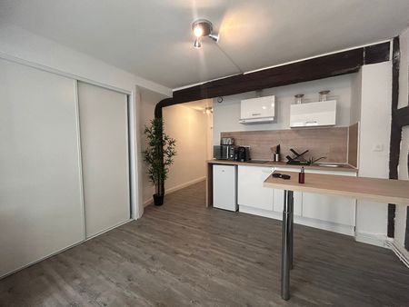 Location Appartement 1 pièce 27m² - Photo 5