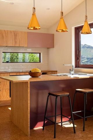Short-term, Furnished, Views, WiFi, Mt Pleasant - Photo 3
