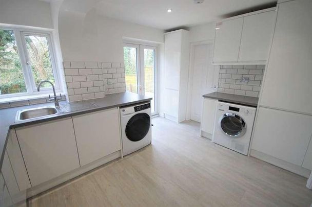 Hollydale Close, Reading, RG2 - Photo 1