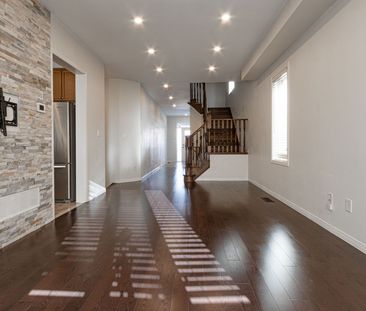 For Lease - 3062 Janice Drive, Oakville, Ontario - Photo 1