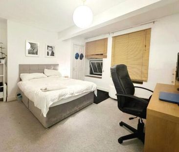 Bellevue Terrace, Southampton - Photo 5