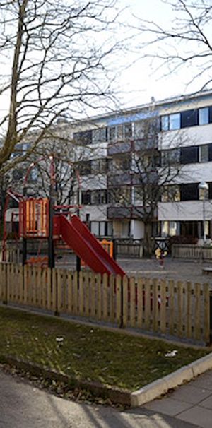 Kullstigen 24, Skogås - Foto 1