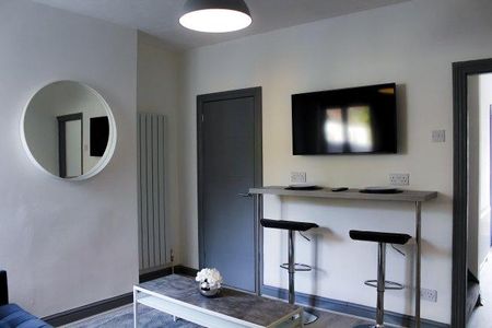 4 bedroom house share to rent - Photo 2