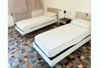 Via Piovese, Padova, Veneto 35127