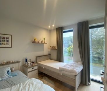 Prachtig nieuwbouwappartement in een rustige omgeving nabij centrum van Lokeren! - foto 4