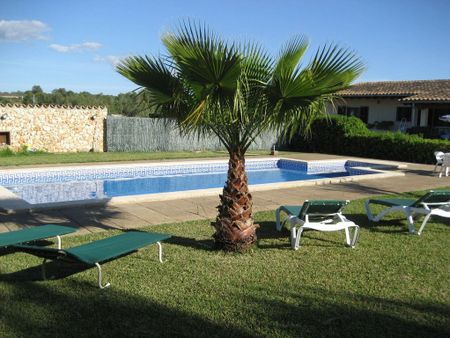 4 room luxury Villa for rent in Muro, Balearic Islands - Photo 3